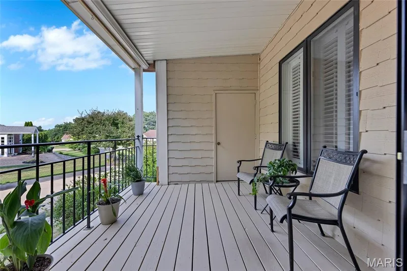 1610 Lake Knoll Drive #1N, Lake St. Louis, MO 63367 — listing photo 14 of 44