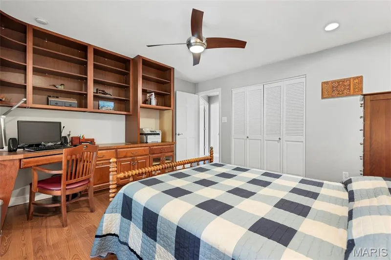 1610 Lake Knoll Drive #1N, Lake St. Louis, MO 63367 — listing photo 20 of 44