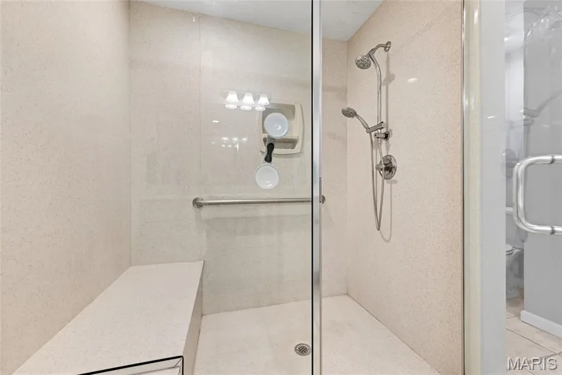 1610 Lake Knoll Drive #1N, Lake St. Louis, MO 63367 — listing photo 26 of 44