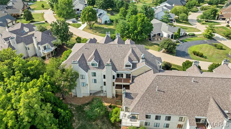 1610 Lake Knoll Drive #1N, Lake St. Louis, MO 63367 — listing photo 33 of 44
