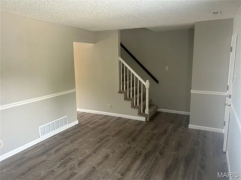 47 Park Charles Boulevard #C, St Peters, MO 63376 — listing photo 4 of 18