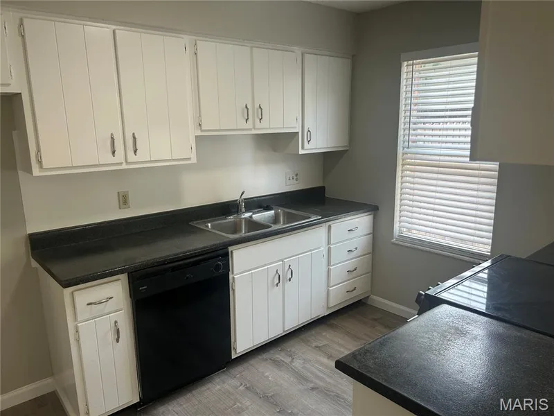 47 Park Charles Boulevard #C, St Peters, MO 63376 — listing photo 10 of 18