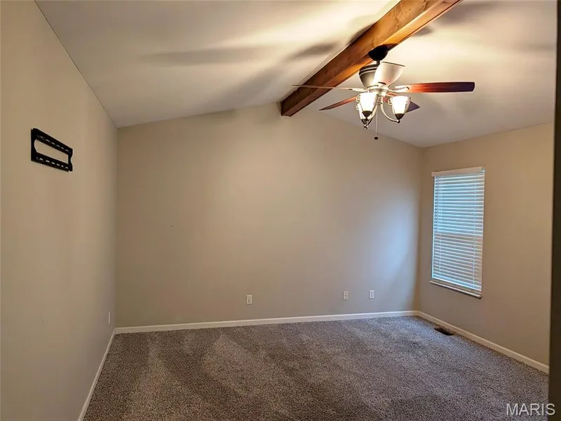 905 Lands End Circle, St Charles, MO 63304 — listing photo 16 of 32