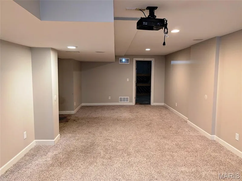 905 Lands End Circle, St Charles, MO 63304 — listing photo 29 of 32