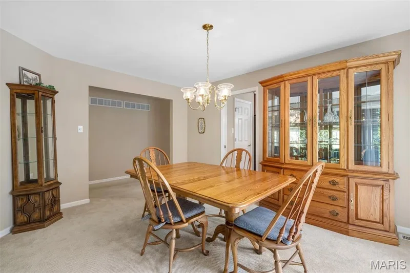 811 Brae Court, Chesterfield, MO 63017 — listing photo 16 of 63