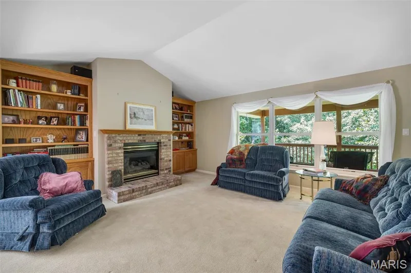 811 Brae Court, Chesterfield, MO 63017 — listing photo 17 of 63