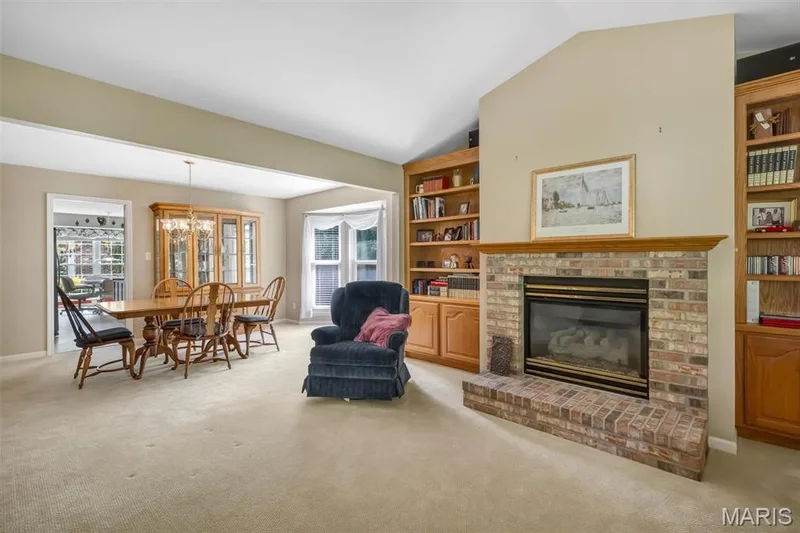 811 Brae Court, Chesterfield, MO 63017 — listing photo 18 of 63