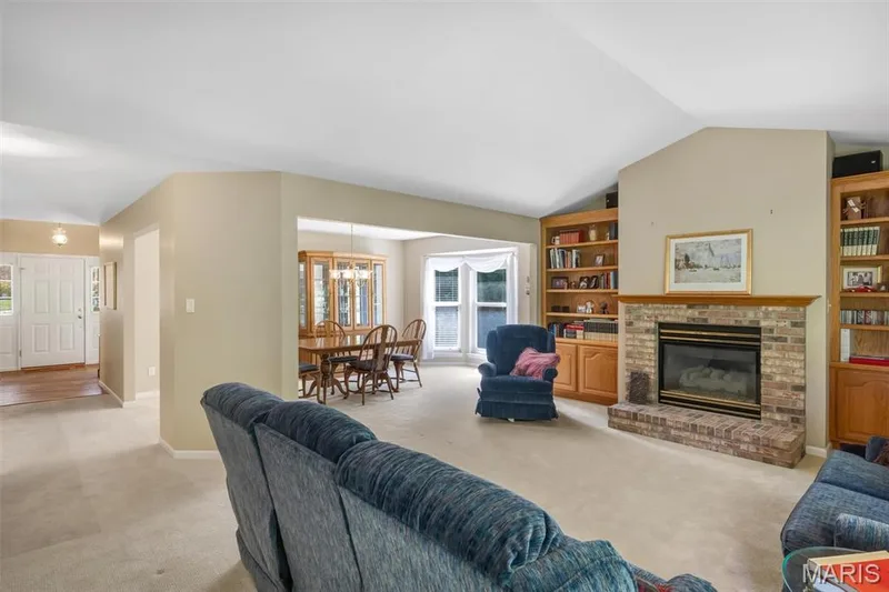 811 Brae Court, Chesterfield, MO 63017 — listing photo 19 of 63