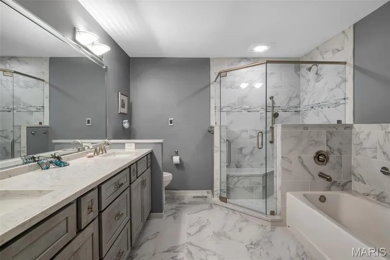 811 Brae Court, Chesterfield, MO 63017 — listing photo 27 of 63