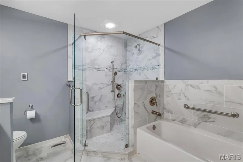 811 Brae Court, Chesterfield, MO 63017 — listing photo 29 of 63