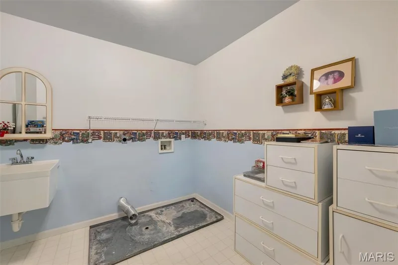 811 Brae Court, Chesterfield, MO 63017 — listing photo 32 of 63