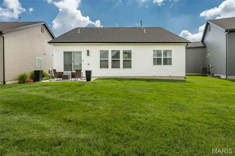 111 columbia meadows, O'Fallon, MO 63366 — listing photo 24 of 24