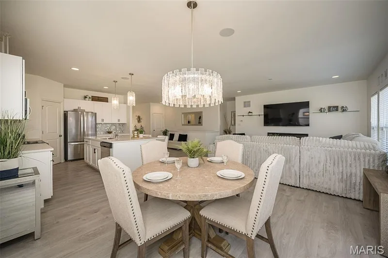 111 columbia meadows, O'Fallon, MO 63366 — listing photo 12 of 24