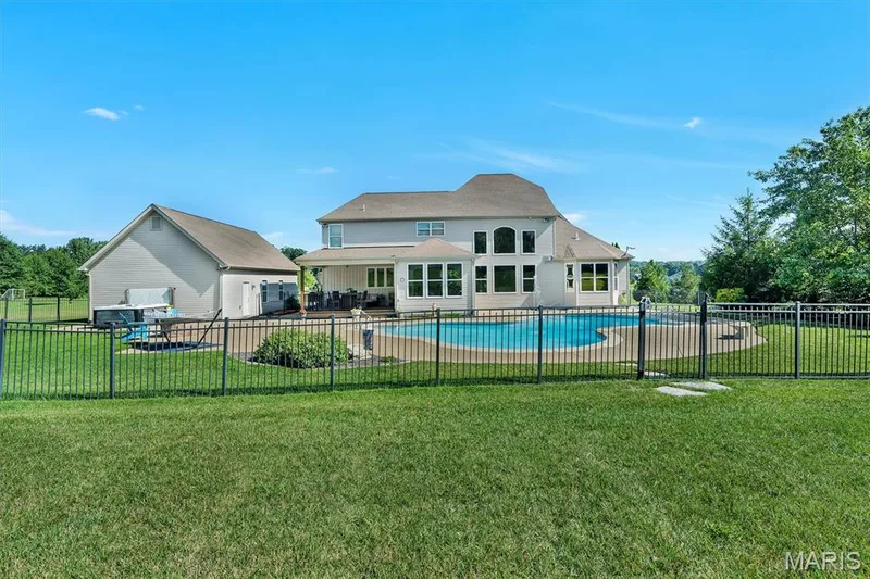 Fenced and irrigated area — 11090 Stonebridge Lane, Wentzville, MO 63385