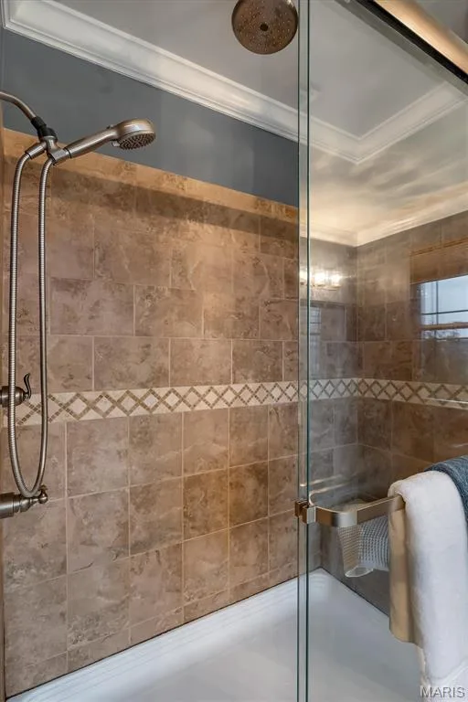 Luxury Shower with Custom Tile — 11090 Stonebridge Lane, Wentzville, MO 63385