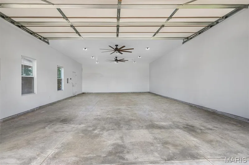 Tandem detached 4 car garage (AI items removed) — 11090 Stonebridge Lane, Wentzville, MO 63385