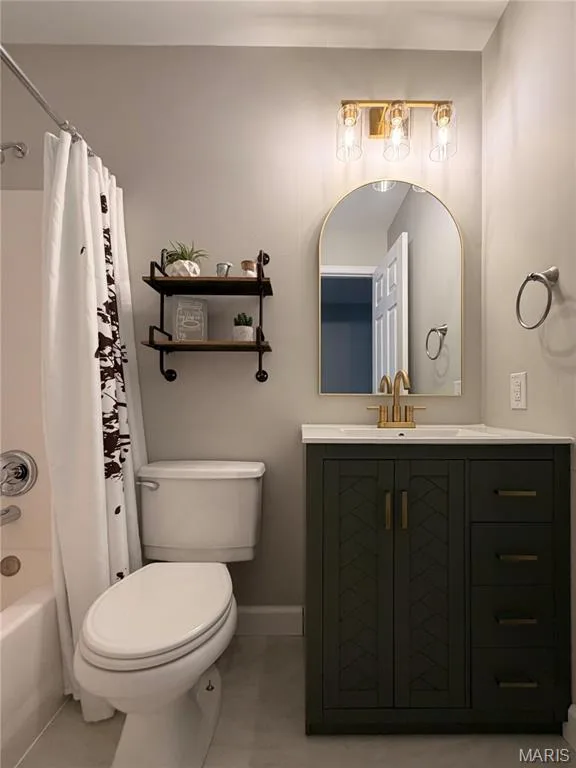 240 Cherrywood Parc Drive, O'Fallon, MO 63368 — listing photo 10 of 22