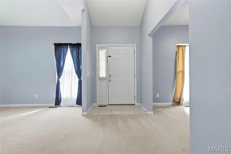 420 Bittersweet Drive, O'Fallon, MO 63366 — listing photo 5 of 25