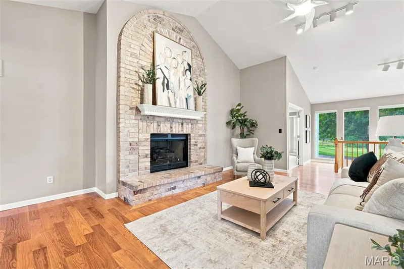 Main level Great Room — 752 Hawk Run Drive, O'Fallon, MO 63368