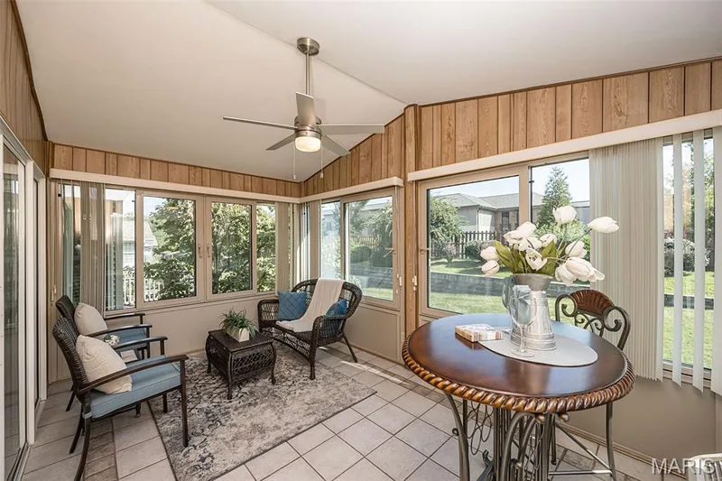 842 Braefield Court, Chesterfield, MO 63017 — listing photo 12 of 30