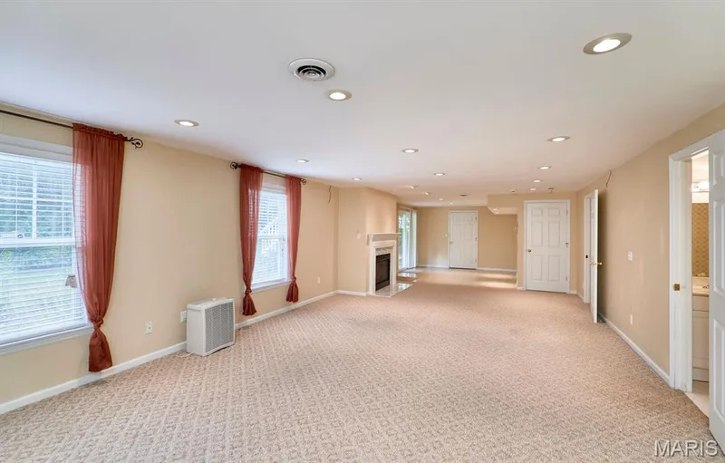 1516 Hibernation Hollow, Wentzville, MO 63385 — listing photo 27 of 40