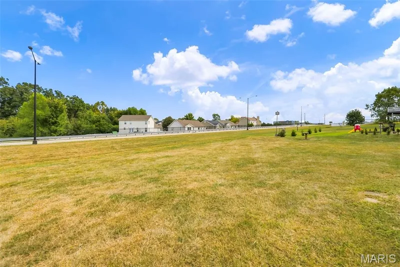 212 Limerick Avenue, Wentzville, MO 63385 — listing photo 34 of 41