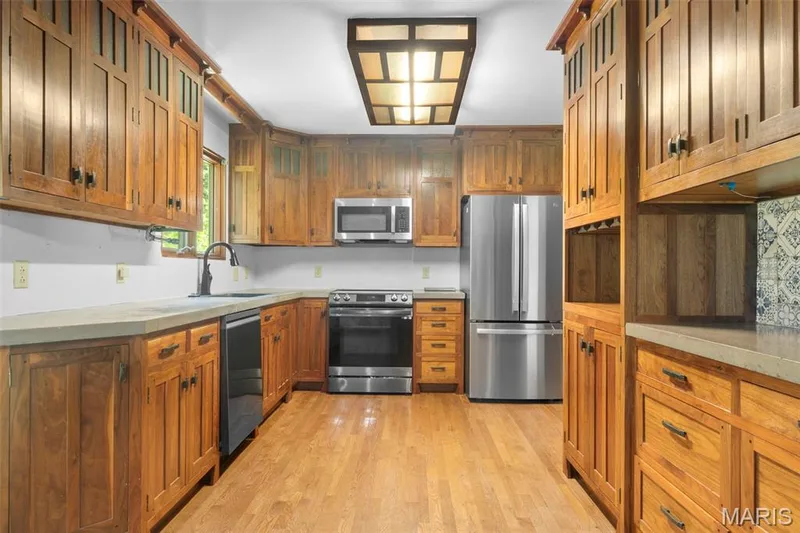 2 Pear Tree Court, St Peters, MO 63376 — listing photo 7 of 37