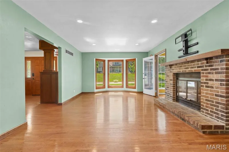 2 Pear Tree Court, St Peters, MO 63376 — listing photo 11 of 37