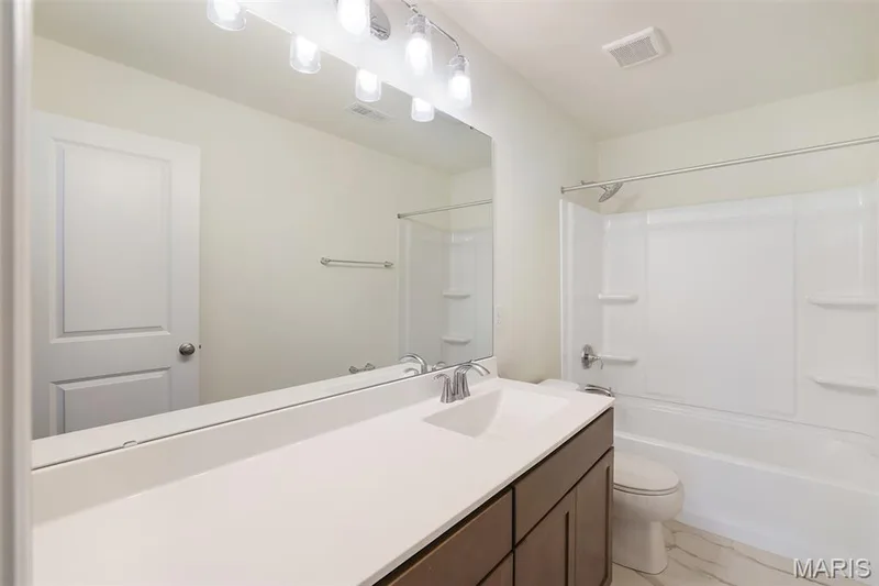 230 Windmill View Drive, O'Fallon, MO 63385 — listing photo 38 of 42