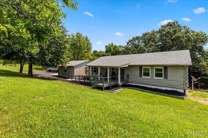 746 Schluersburg Road, Augusta, MO 63332 — listing photo 3 of 46