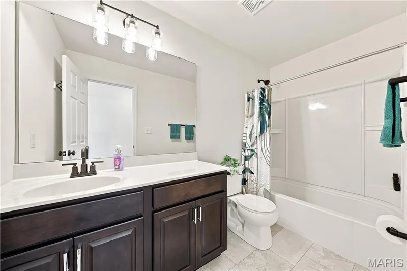 902 Palisades Circle, St Charles, MO 63301 — listing photo 22 of 28