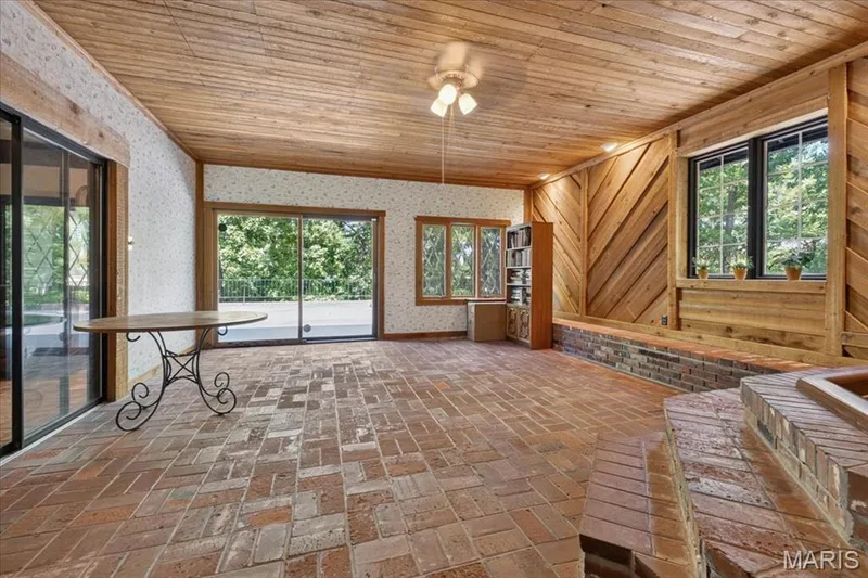 4622 Vixen Circle, Wildwood, MO 63069 — listing photo 21 of 48