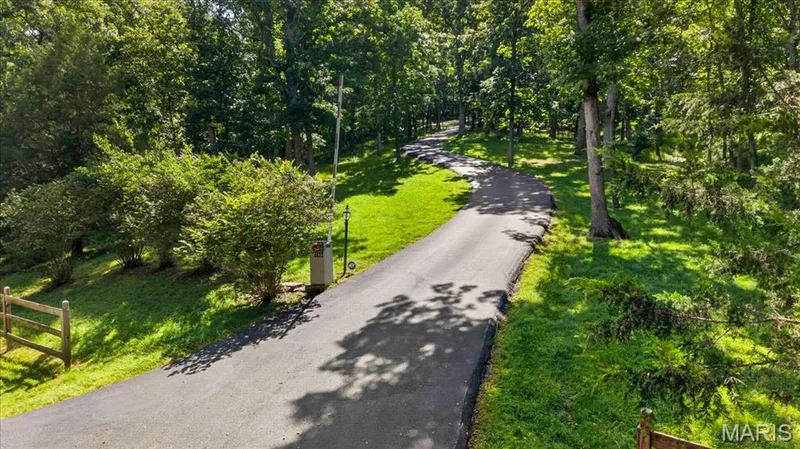 4622 Vixen Circle, Wildwood, MO 63069 — listing photo 43 of 48