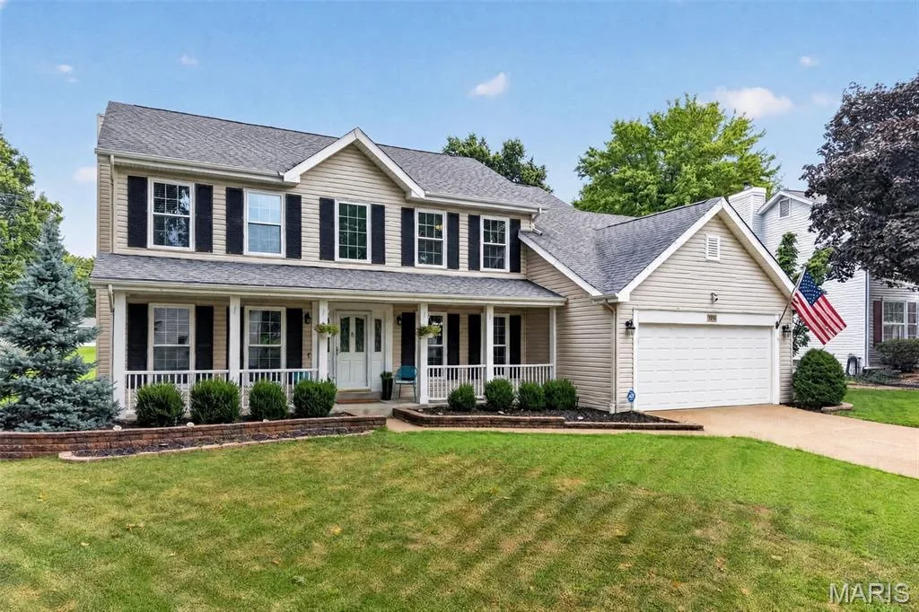 Welcome home to 1016 Lafayette Place! — 1016 Lafayette Place, Lake St. Louis, MO 63367