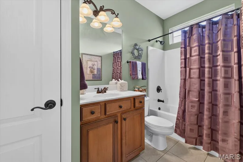 Main Level Full Bath — 713 Bellingrath Gardens Court, Wentzville, MO 63385