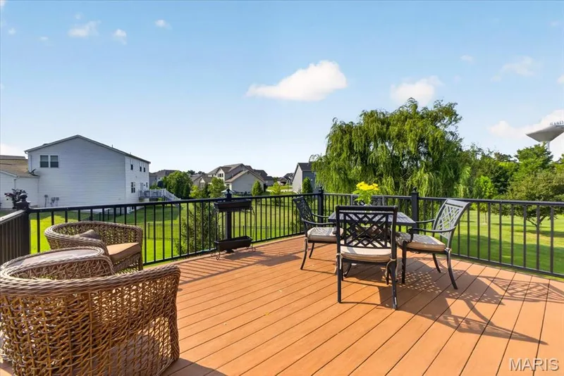 High end composite deck with aluminum railing — 713 Bellingrath Gardens Court, Wentzville, MO 63385