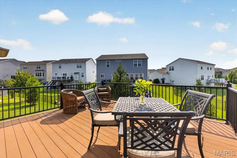 High end composite deck with aluminum railing — 713 Bellingrath Gardens Court, Wentzville, MO 63385