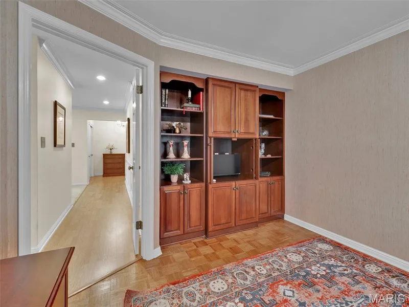 Another view of the "den" or third bedroom. — 208 Ambridge Court #206, Chesterfield, MO 63017