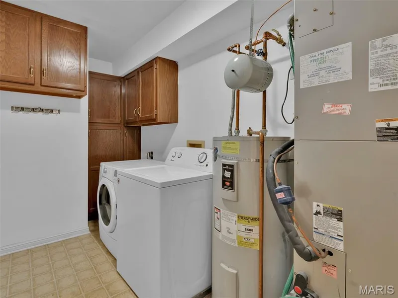 You have the convenience of your own laundry room, with space for a full- sized washer and dryer. — 208 Ambridge Court #206, Chesterfield, MO 63017