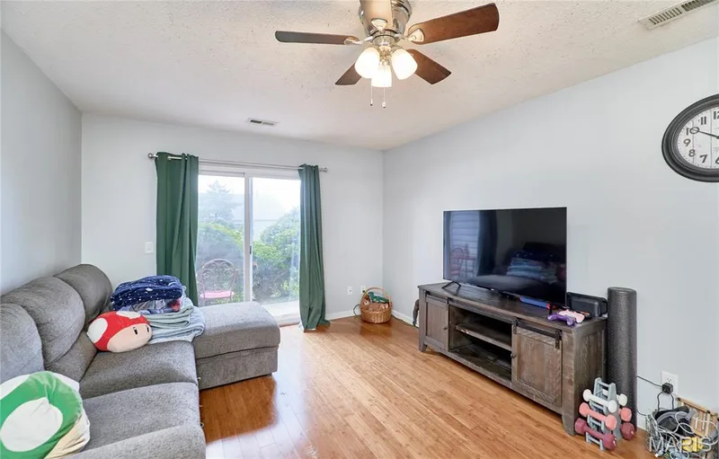 1626 Summergate Parkway #E, St Peters, MO 63303 — listing photo 4 of 30