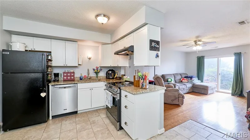1626 Summergate Parkway #E, St Peters, MO 63303 — listing photo 14 of 30