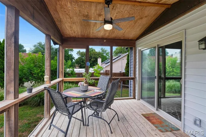 2 Shadowood Court, St Peters, MO 63376 — listing photo 17 of 26