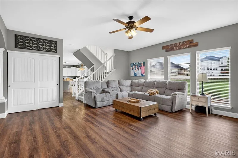 236 Victoria Park Avenue, Wentzville, MO 63385 — listing photo 13 of 51