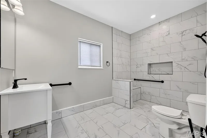 Pool house bathroom — 236 Victoria Park Avenue, Wentzville, MO 63385