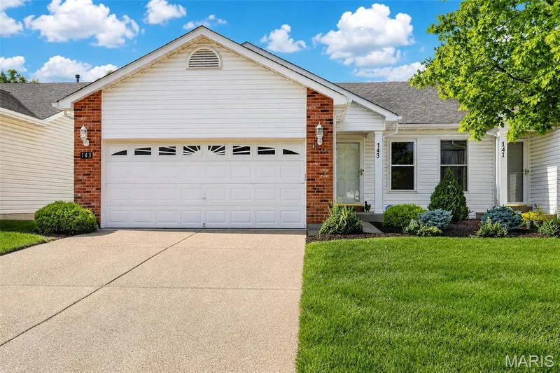 143 Maryland Drive #54A, O'Fallon, MO — listing photo 1
