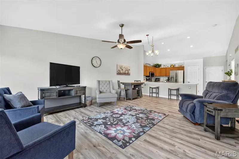 143 Maryland Drive #54A, O'Fallon, MO 63366 — listing photo 2 of 49