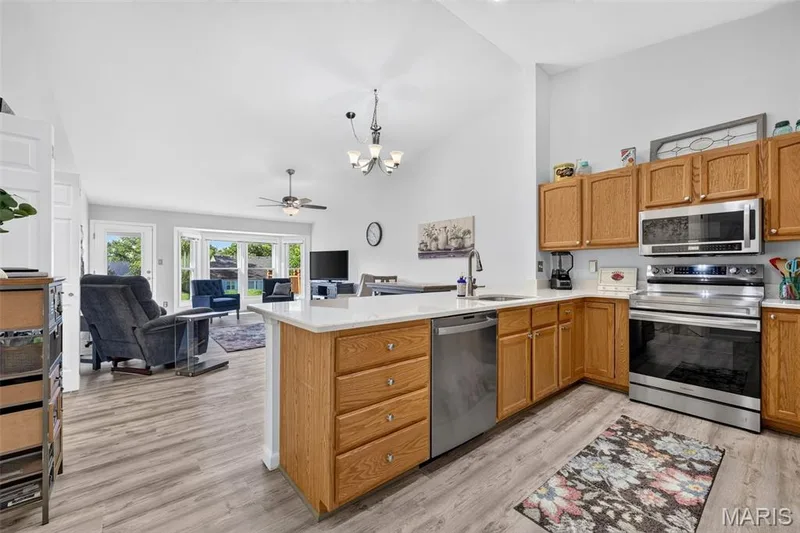 143 Maryland Drive #54A, O'Fallon, MO 63366 — listing photo 3 of 49