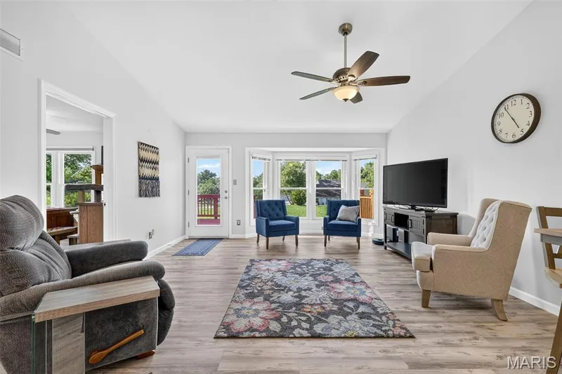 143 Maryland Drive #54A, O'Fallon, MO 63366 — listing photo 5 of 49