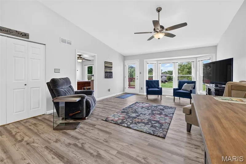 143 Maryland Drive #54A, O'Fallon, MO 63366 — listing photo 21 of 49