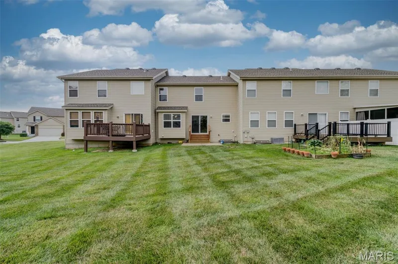Lots of green space — 1844 Sterling Oaks Drive, St Peters, MO 63376